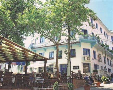 Akdeniz Apart Hotel Кушадасъ Екстериор снимка